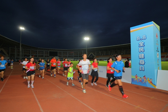 北京市体育公益社区行系列活动正式开启 在跑步