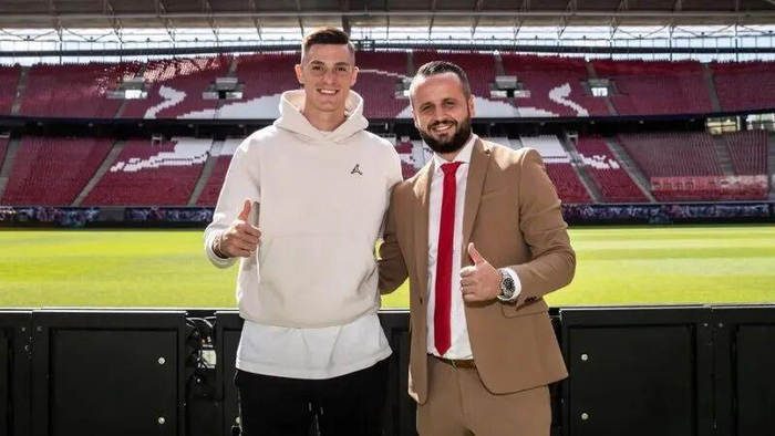 欧文力挺卡里克曼联执教 谢什科经纪人不满“超