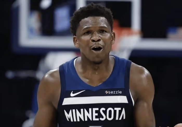 爱德华兹伤停冲击西部卡位战 森林狼面临季后赛