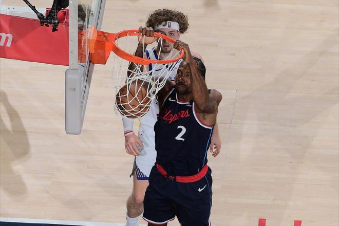 勇士逆转快船：库里35分+波尔津吉斯爆发助队险