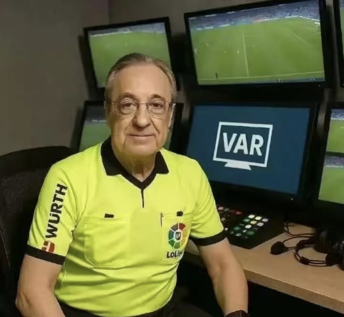 欧冠14决赛补时争议判罚引热议 奥利弗判罚尺度