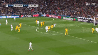 欧冠14决赛补时争议判罚引热议 奥利弗判罚尺度